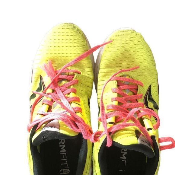 Saucony Kinvara 11 Running Shoes Volt Yellow Pink Women’s Size 10-- S10551-65 (D - Picture 3 of 7